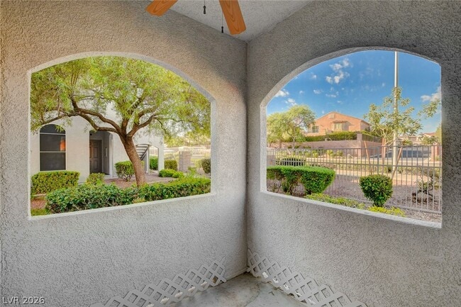 Building Photo - 700 Carnegie St