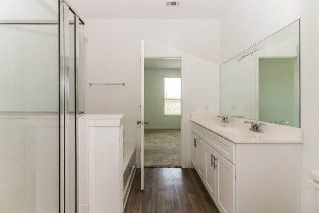 Building Photo - Sunterra community in Katy TX
