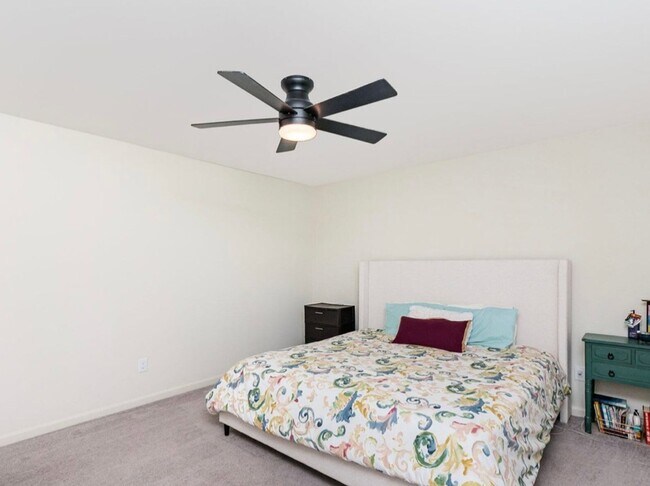 Building Photo - 4BR/2.5 Home for Rent in Cherry Clen!