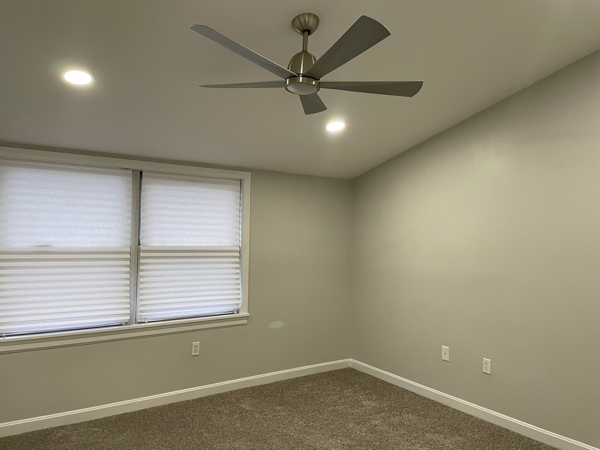 Bedroom #2 - 33 Deer St