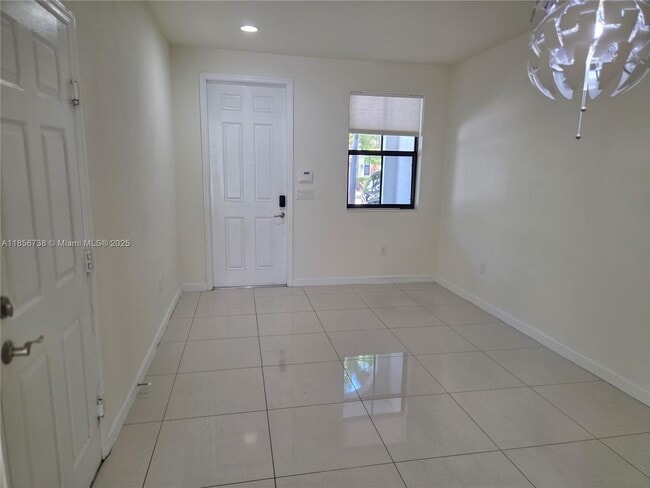 Building Photo - 8841 NW 103rd Ave