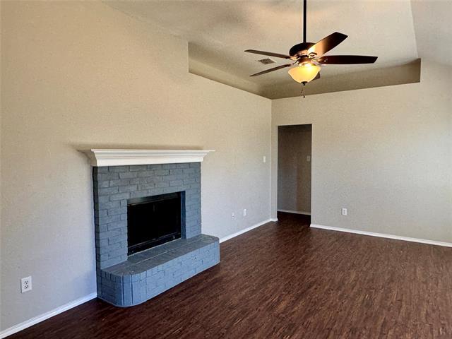 Building Photo - 225 Amherst Dr