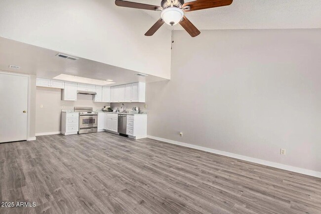 Building Photo - 9797 E La Palma Ave