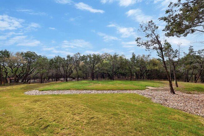 Building Photo - 116 Stardusty