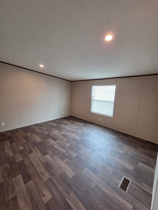 Building Photo - 5161 Road 5913 Rd