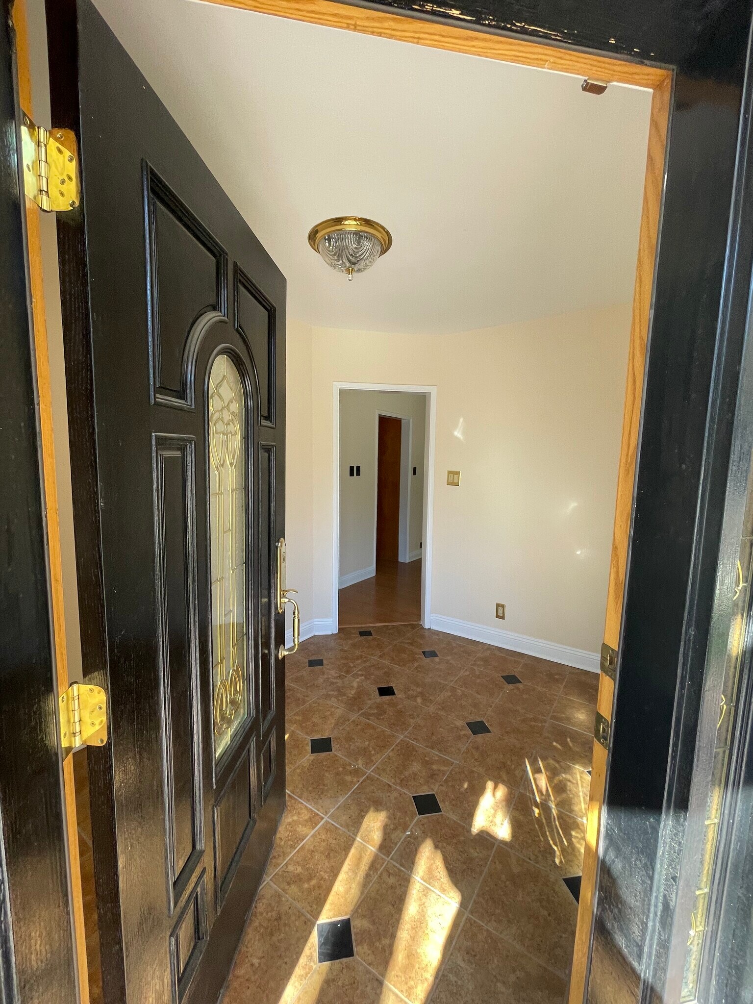 FORMAL FOYER - 1829 Rosita Dr