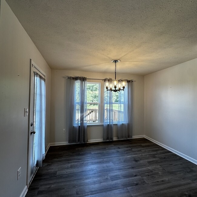 Building Photo - 172 Birds Eye View Dr