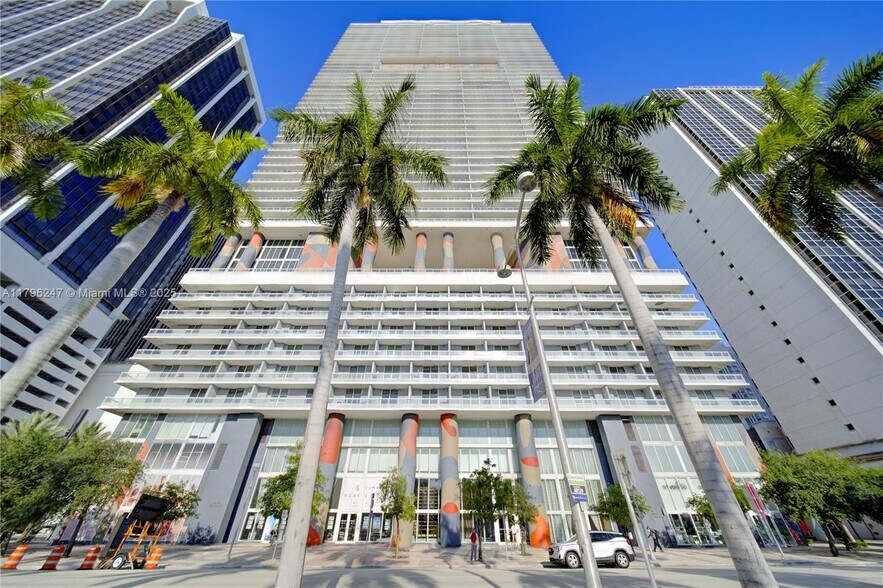 Building Photo - 50 Biscayne Blvd