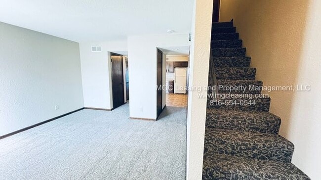 Building Photo - Millwood Townhomes with view of Lake Tapawingo from your bedroom balcony