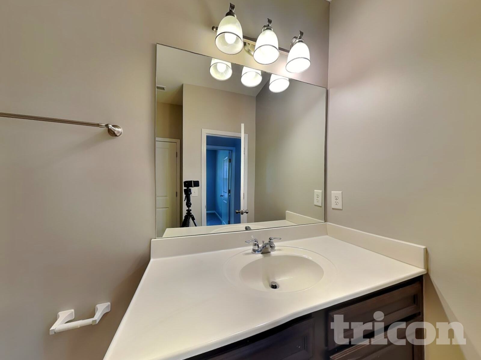 Building Photo - 3554 Hideaway Ln