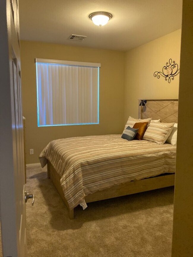 Building Photo - Highly Upgraded Snowbird Rental located in...