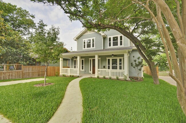 Building Photo - UT PRE-LEASE: 2011 Constructed Custom West...