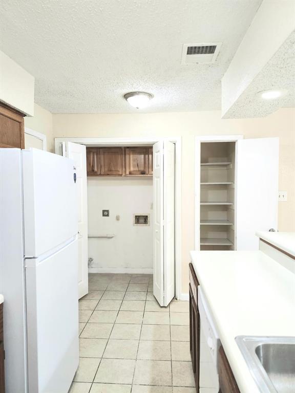 Building Photo - 5810 Twisted Pine Ct