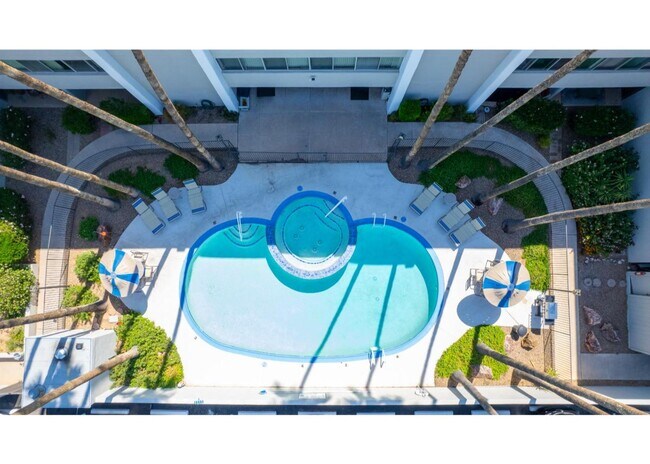 Building Photo - The Van Buren