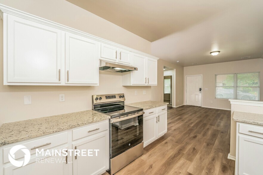 Building Photo - 537 Fox Run Cir