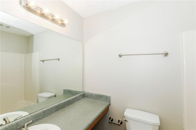 Building Photo - 6468 Wellington Chase Ct