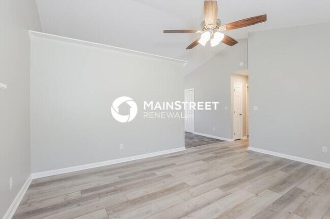 Building Photo - 3 Bedroom Pet-Friendly Home in CLAYTON, NC with Main Street Renewal