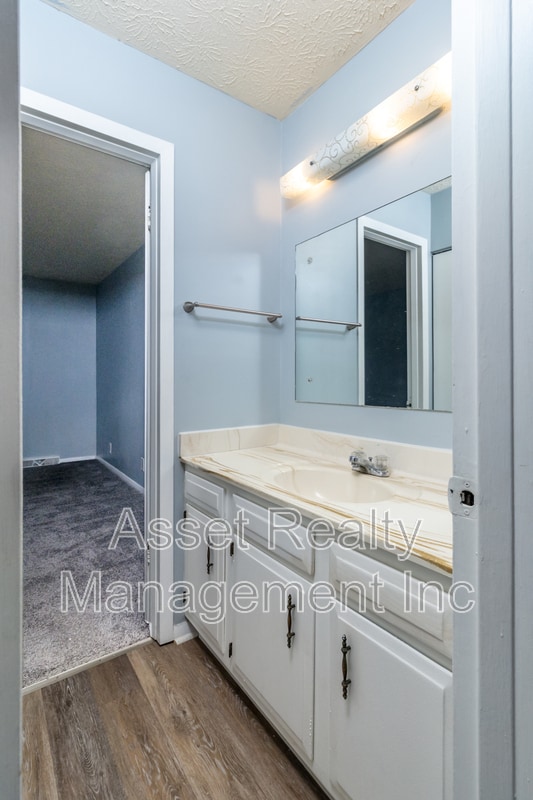 Building Photo - 9157 Cedarpark Ln NW