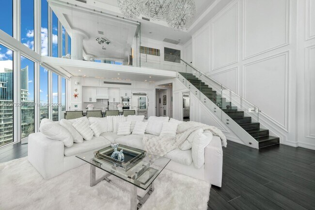 Building Photo - 888 Biscayne Blvd