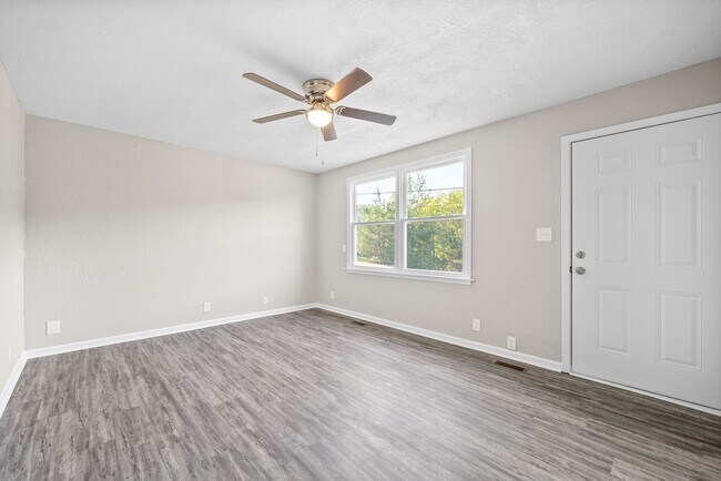 Building Photo - 3 Bedroom Home For Rent in St. Bethlehem A...