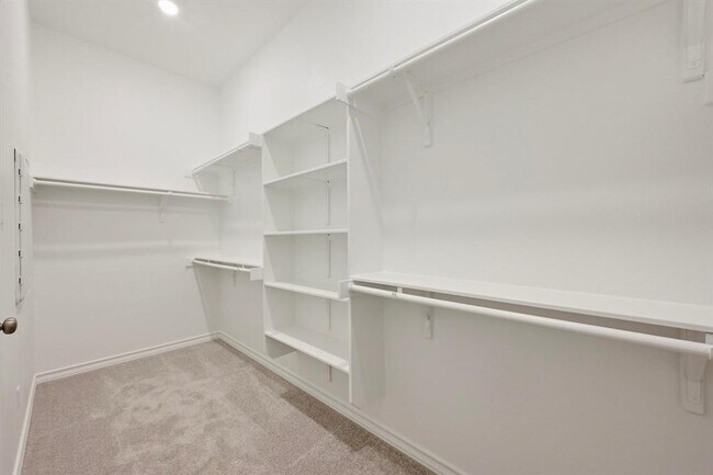 Building Photo - 1613 Dove Rnch Rd