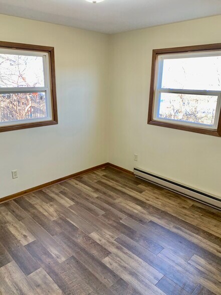 Building Photo - 4122 Robin Rd