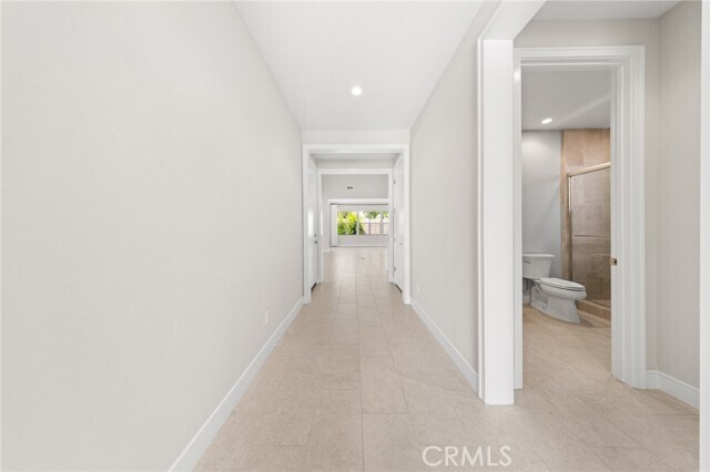 Building Photo - 231 Evaroad