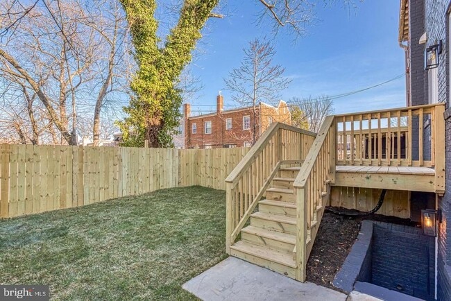 Building Photo - 3326 12th St SE