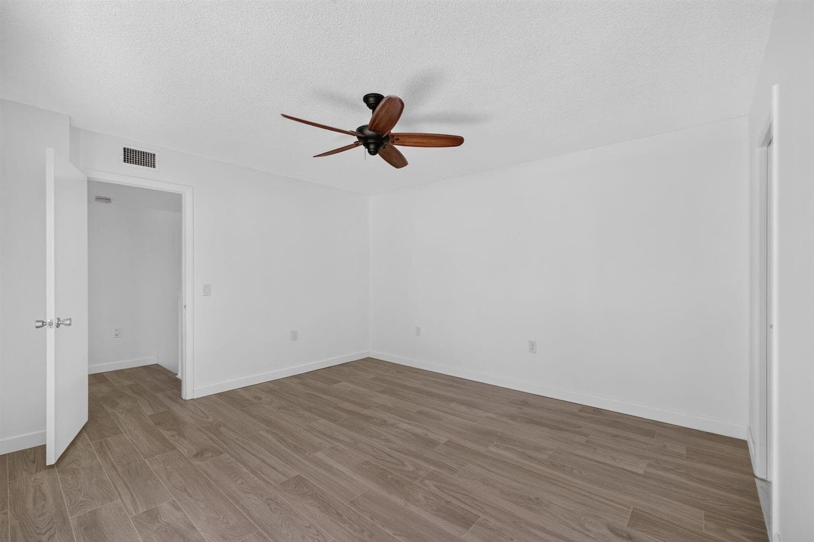 Building Photo - 851 Blue Ridge Cir