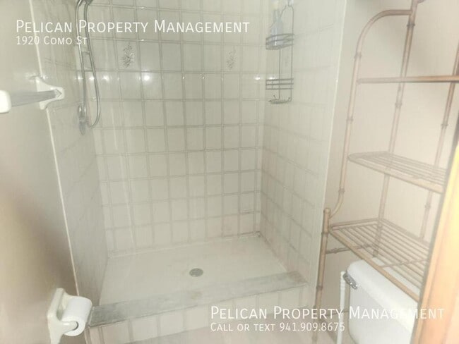 Building Photo - 1920 Como St