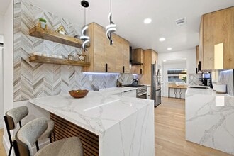 Building Photo - Beautiful Modern Home in the heart of North Park/Hillcrest/University Heights
