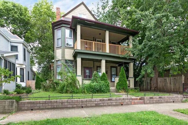 Building Photo - 1235 Highland St