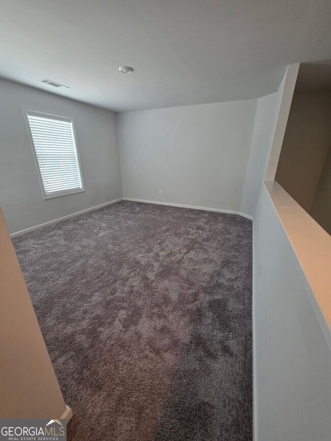 Building Photo - 304 Sterling Creek Wy