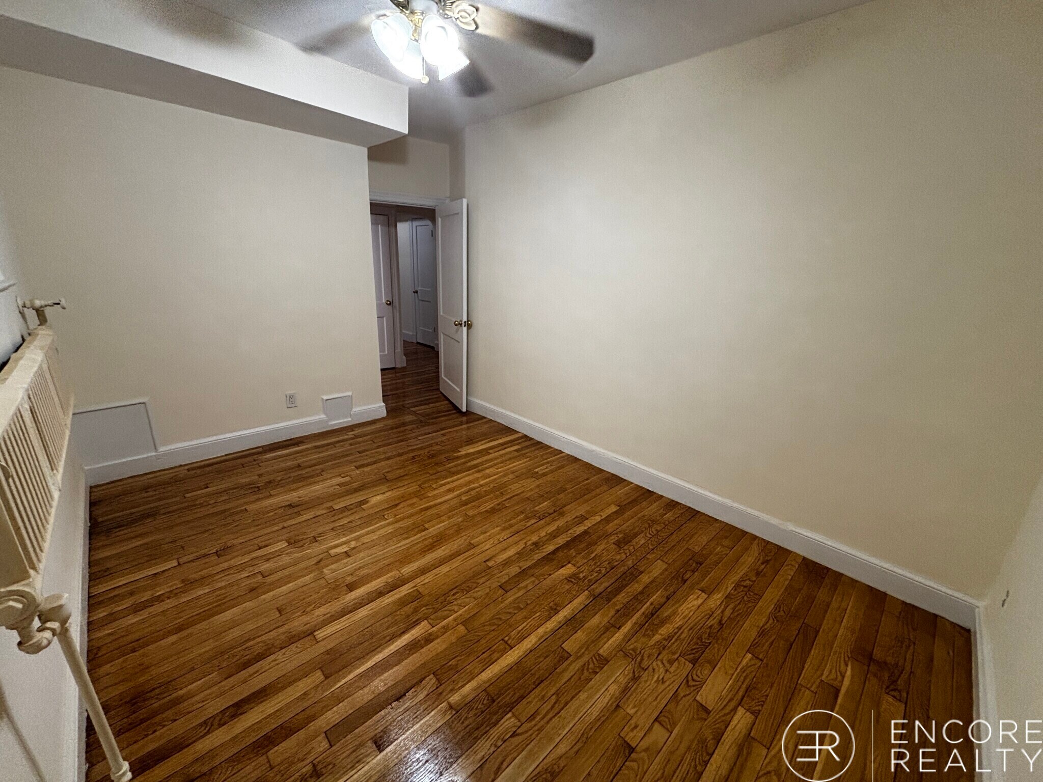 Building Photo - 1555 Beacon St