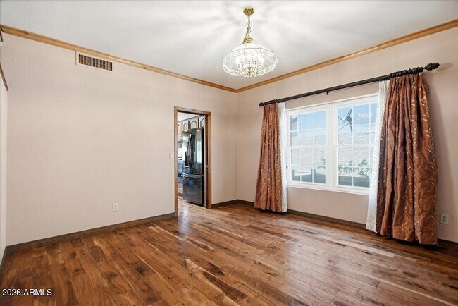 Building Photo - 2157 E Alameda Dr