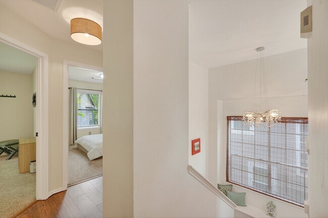 Building Photo - 30 Butterfly Branch Pl