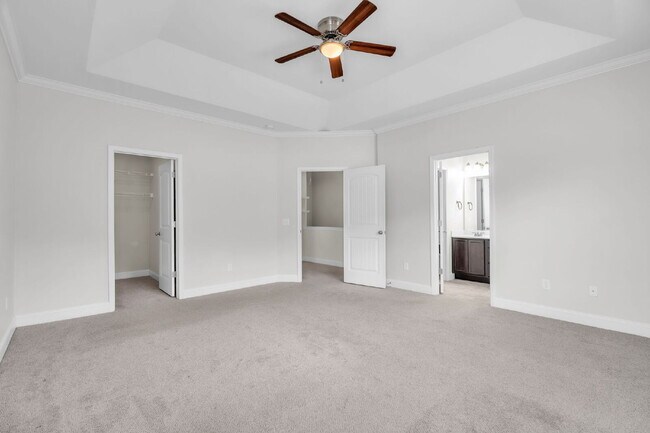 Building Photo - Luxury 3BR/2.5BA Townhome in Riverside Area with Modern Upgrades $1,850/mo rent