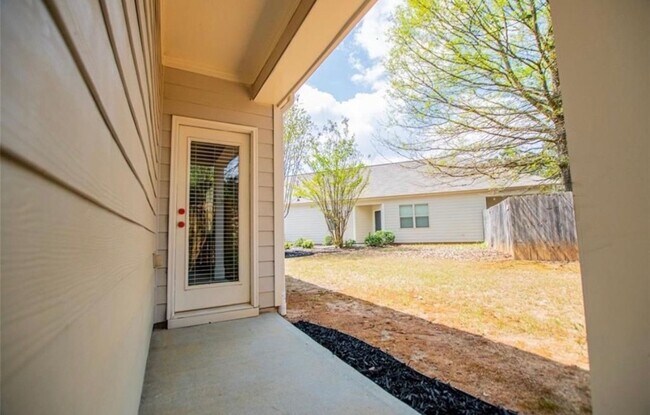 Building Photo - 240 River Meadow Dr