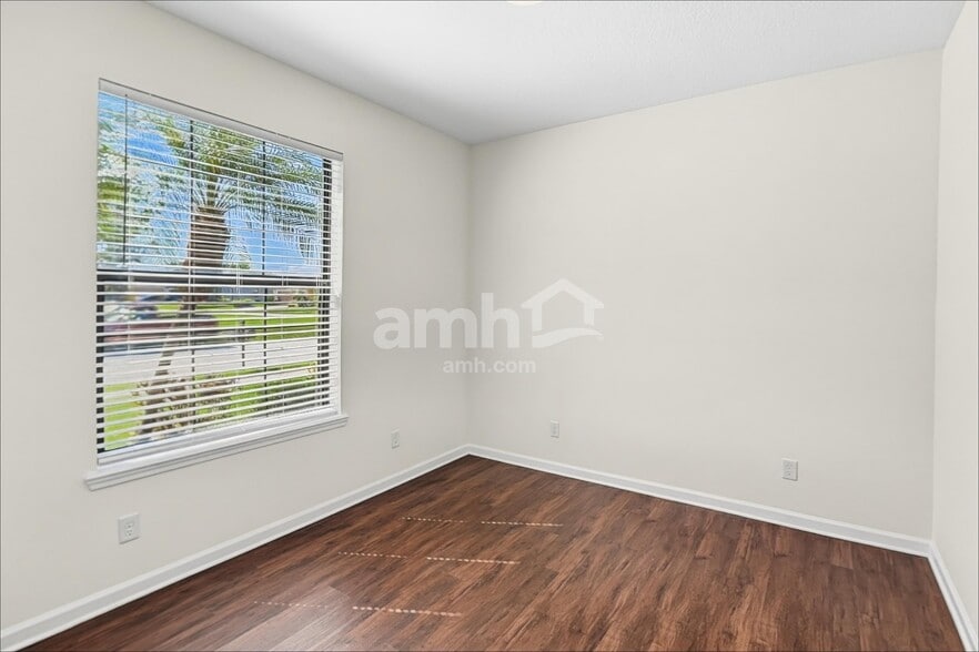 Building Photo - 5562 107th Terrace E