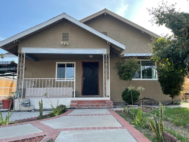 Building Photo - 3831 Drysdale Ave