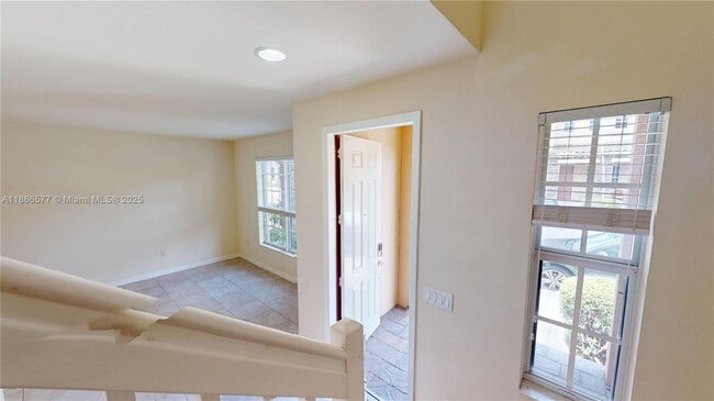 Building Photo - 9391 SW 171st Ave