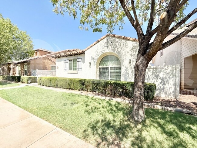 Building Photo - 1144 S Osborn Ln
