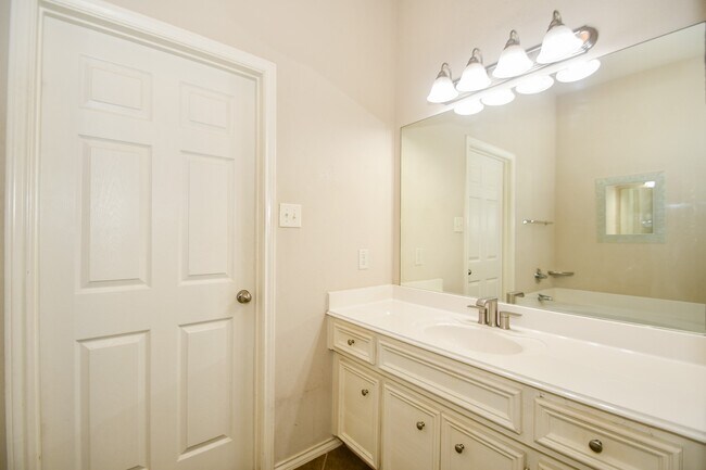 Building Photo - 14947 Atmore Pl Dr