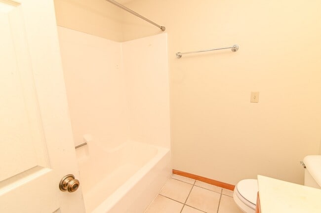 Building Photo - 5204 Deer Ridge