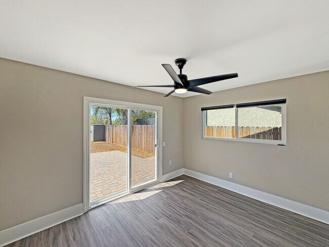 Building Photo - Stunning 3BR/2BA San Diego Home with Solar...