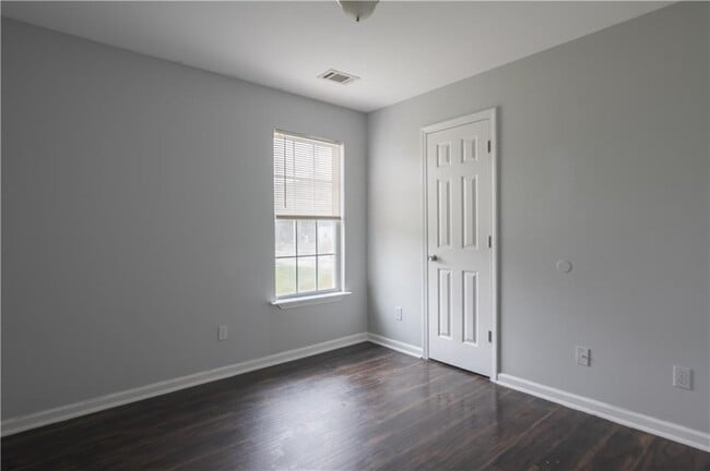 Building Photo - 1607 Ralph David Abernathy Blvd SW