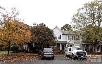 Building Photo - 11519 Retriever Way