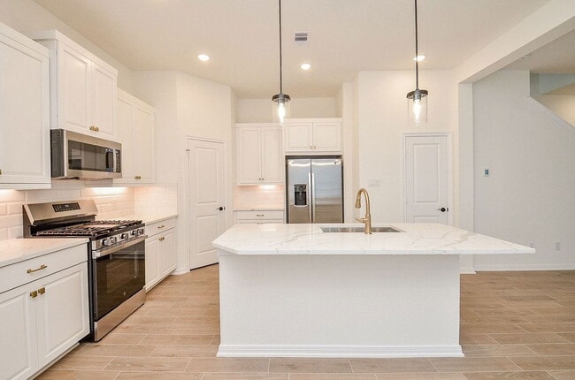 Building Photo - 130 W Coralburst Lp