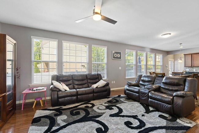 Building Photo - Beautiful Stafford Home - Colonial Forge School district