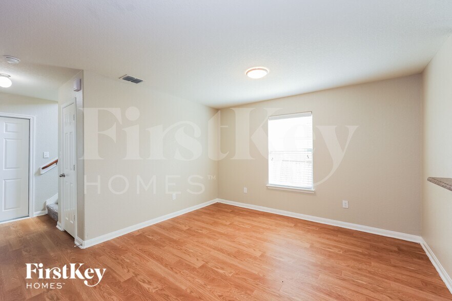Building Photo - 5831 Forest Canyon